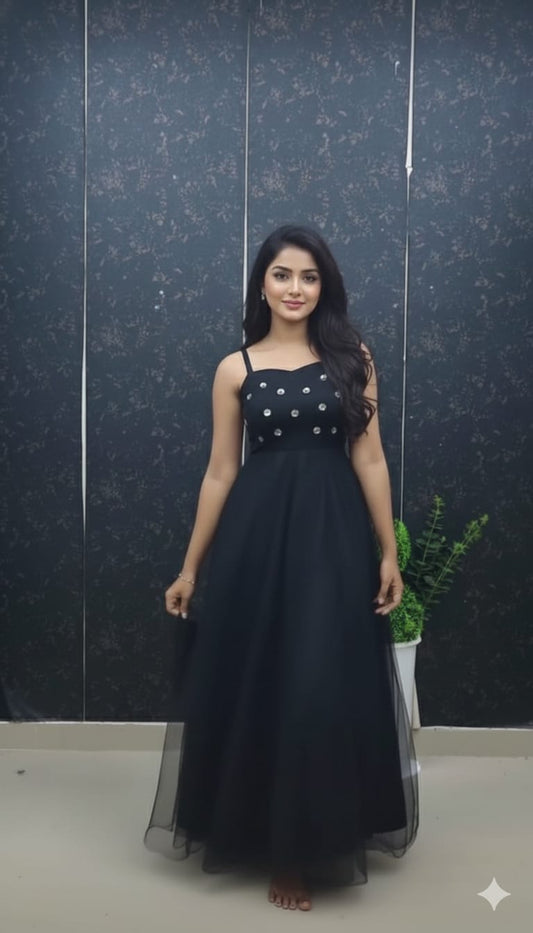 Feni-Elegant long gown with detachable kotti (jacket-style layer)
