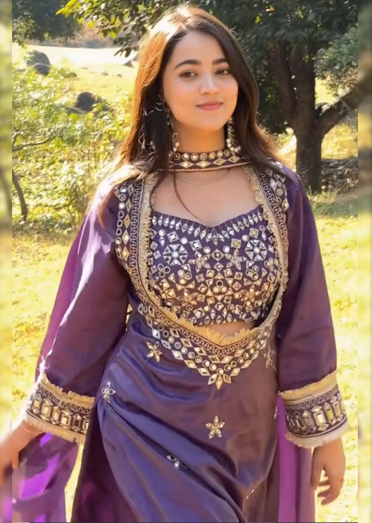 Zeenat-Premium Pakistani Suit Set